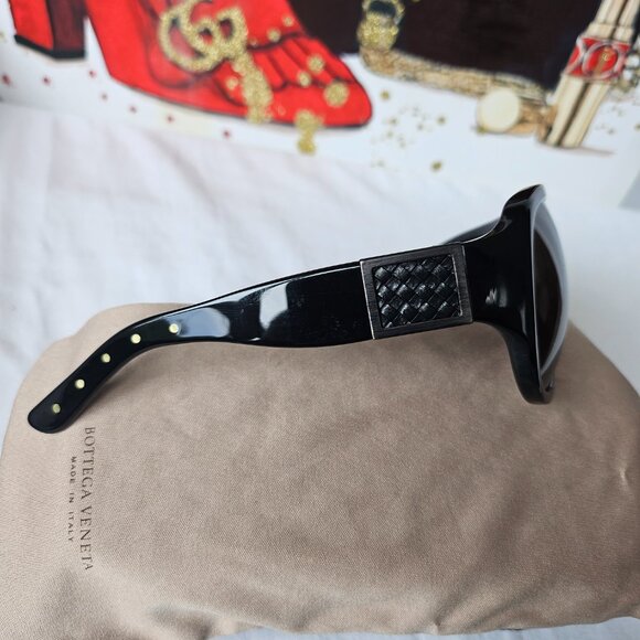 Bottega Veneta VGUC Sunglasses - Picture 6 of 11